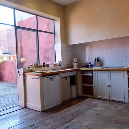 아파트 Spacious Duplex + Terrace In Ghent. Top Location! *