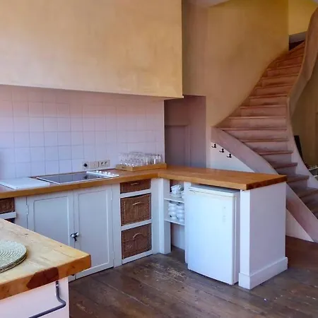 Daire Spacious Duplex + Terrace In Ghent. Top Location! Gent
