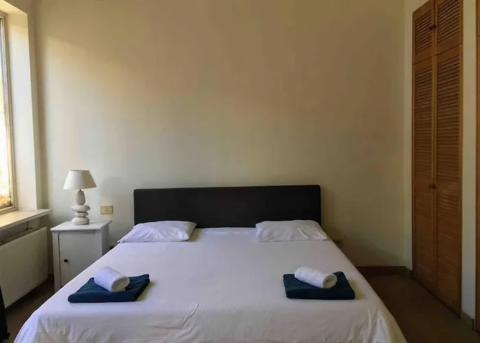 Апартаменты Spacious Duplex + Terrace In Ghent. Top Location!