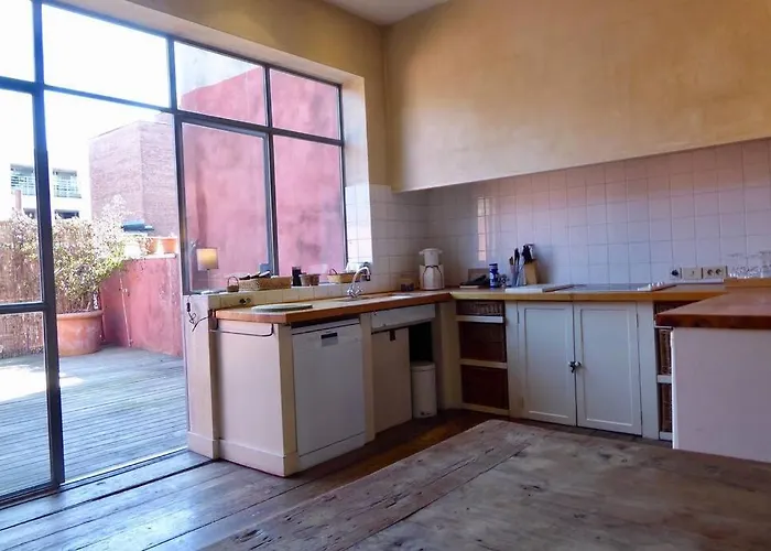 Апартаменты Spacious Duplex + Terrace In Ghent. Top Location! *